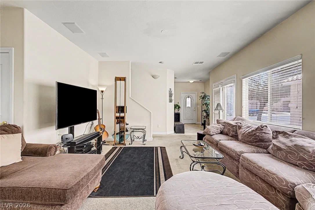 1740 Dark Wolf Avenue photo 4