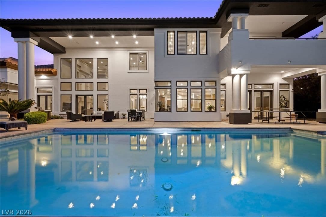 9708 Winter Palace Drive photo 3