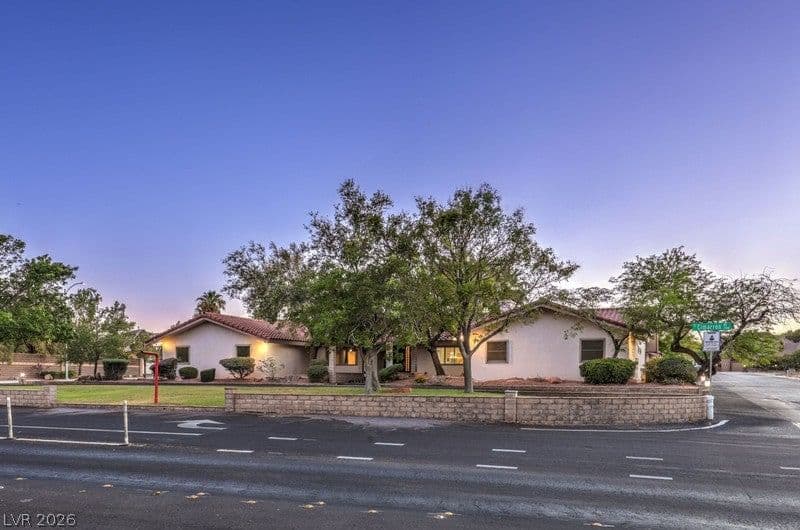 2135 Cimarron Road photo 3