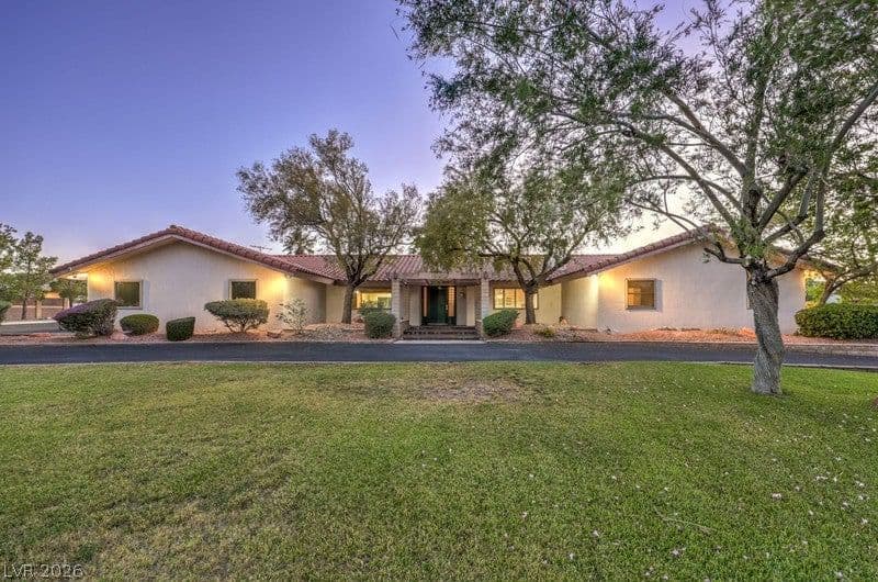 2135 Cimarron Road