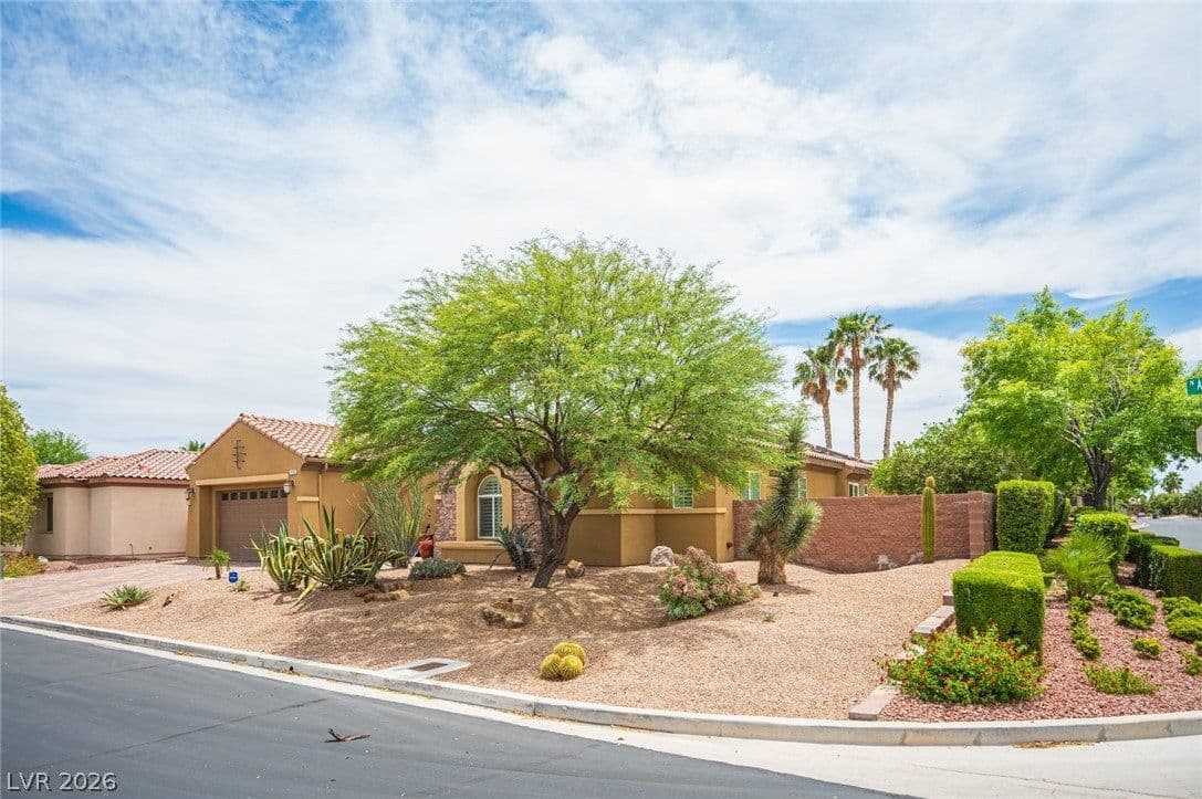 7119 April Wind Avenue photo 4