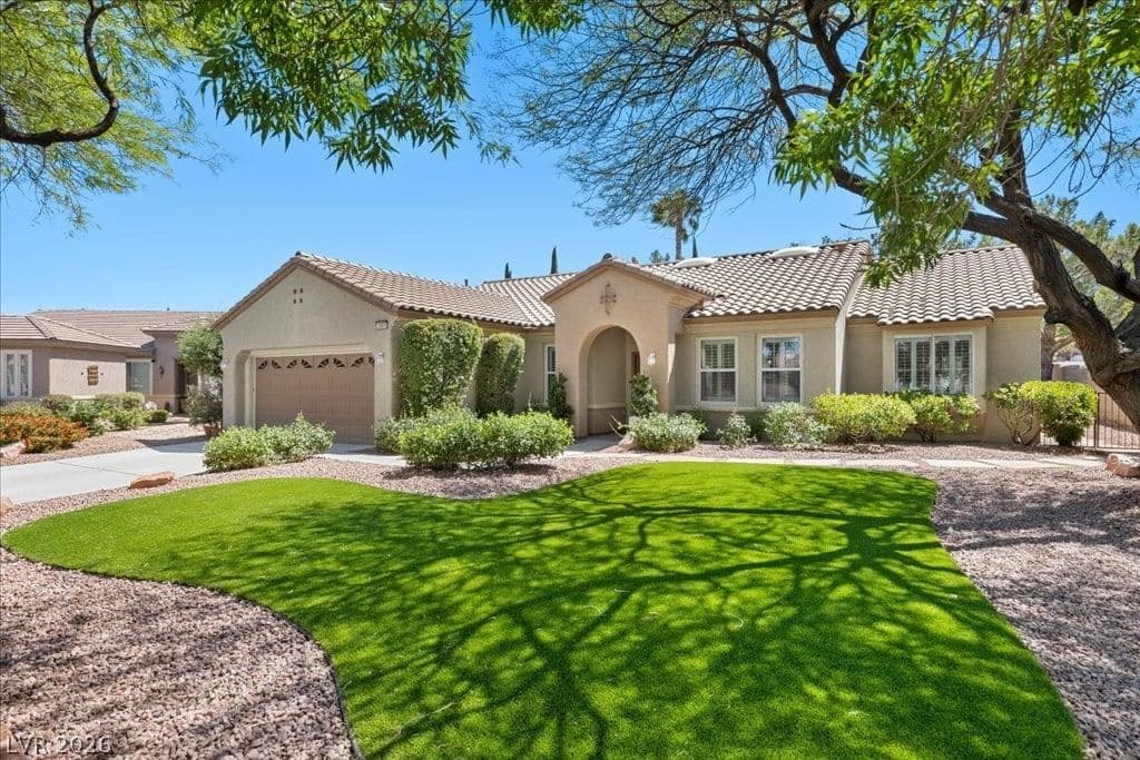 2860 Alder Lake Court photo 2