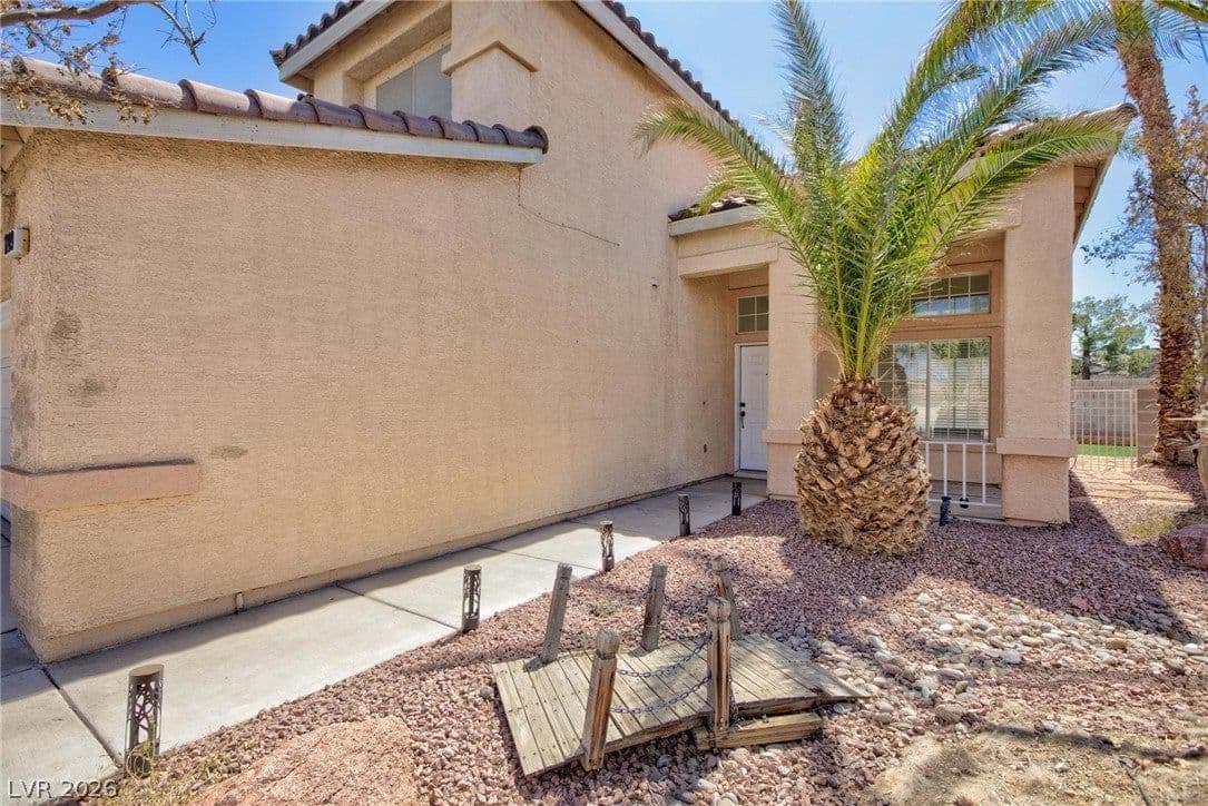 1209 Nugget Creek Drive photo 3
