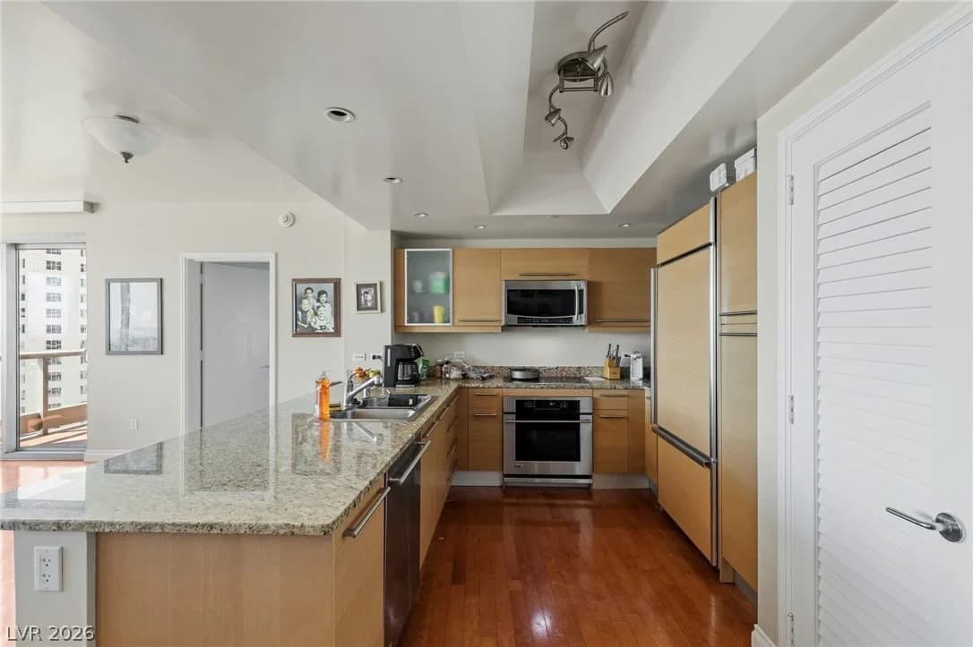 322 Karen Avenue photo 5