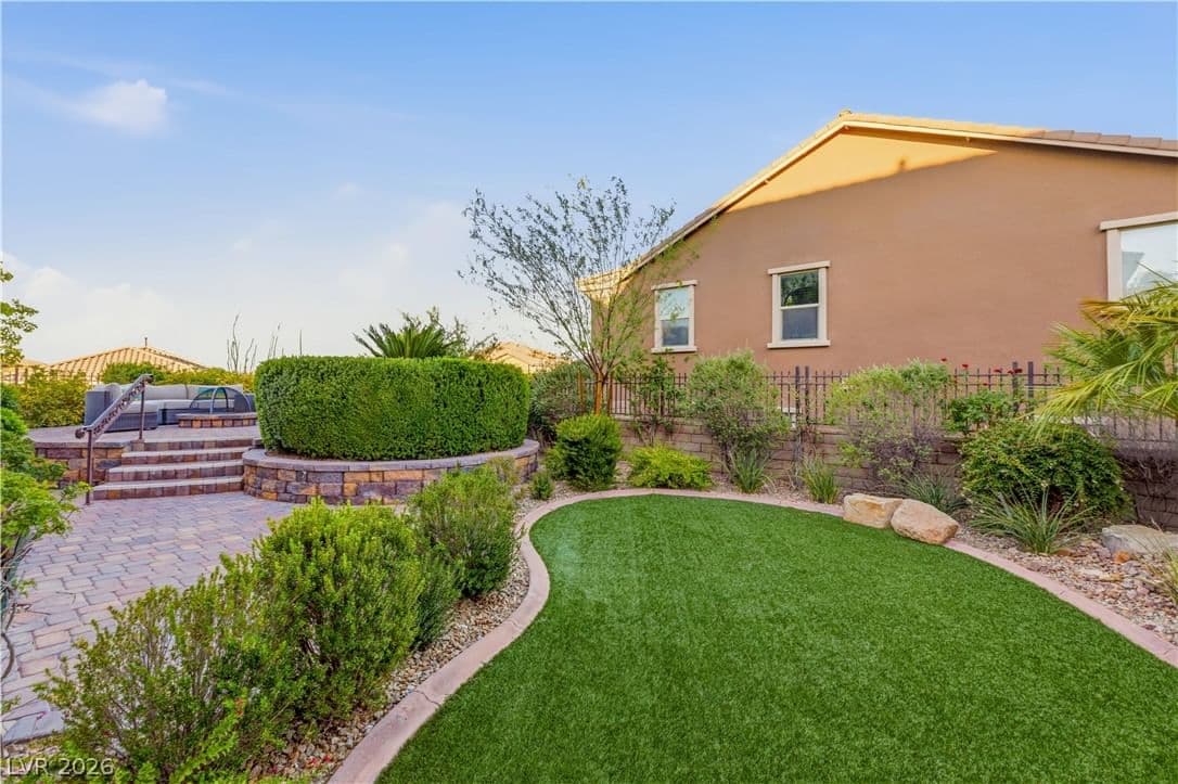 12225 Los Mares Lane photo 4