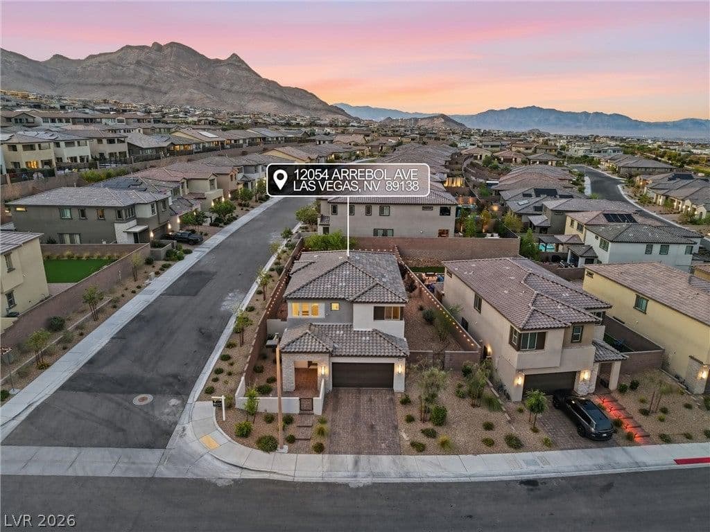 12054 Arrebol Avenue photo 3