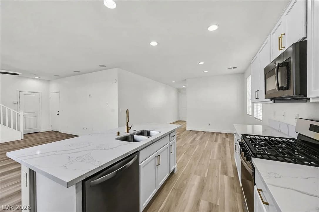 5702 Colbert Street photo 5