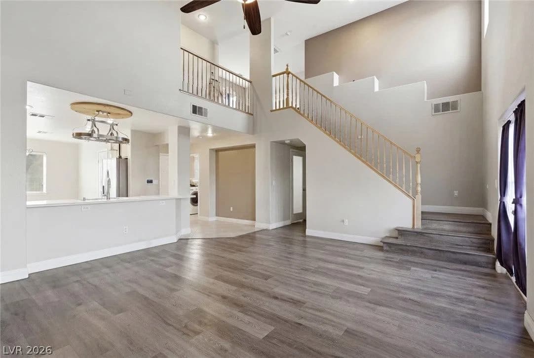 3731 Canary Creek Avenue photo 4