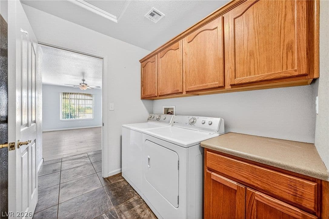 1531 Bridger Street photo 4
