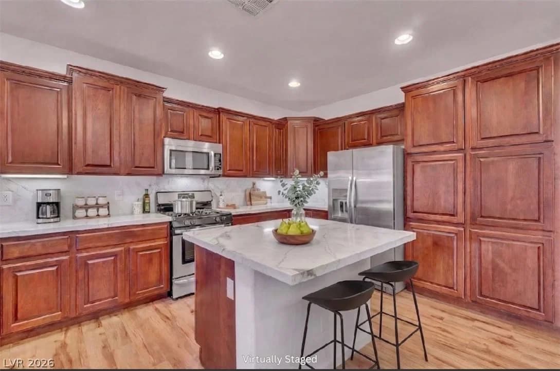 10460 Harvest Wind Drive photo 5