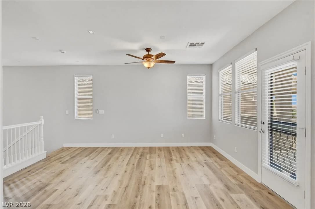 2824 KINKNOCKIE Way photo 2