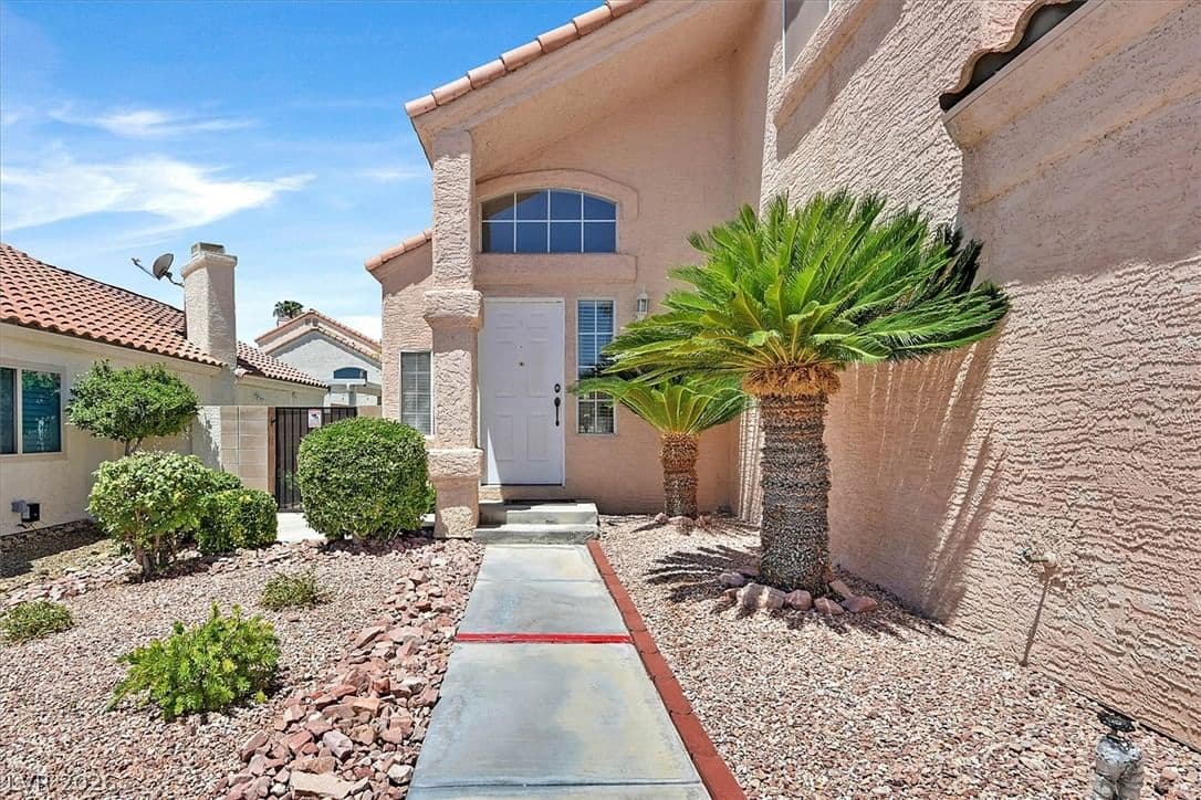 2721 Brienza Way photo 2
