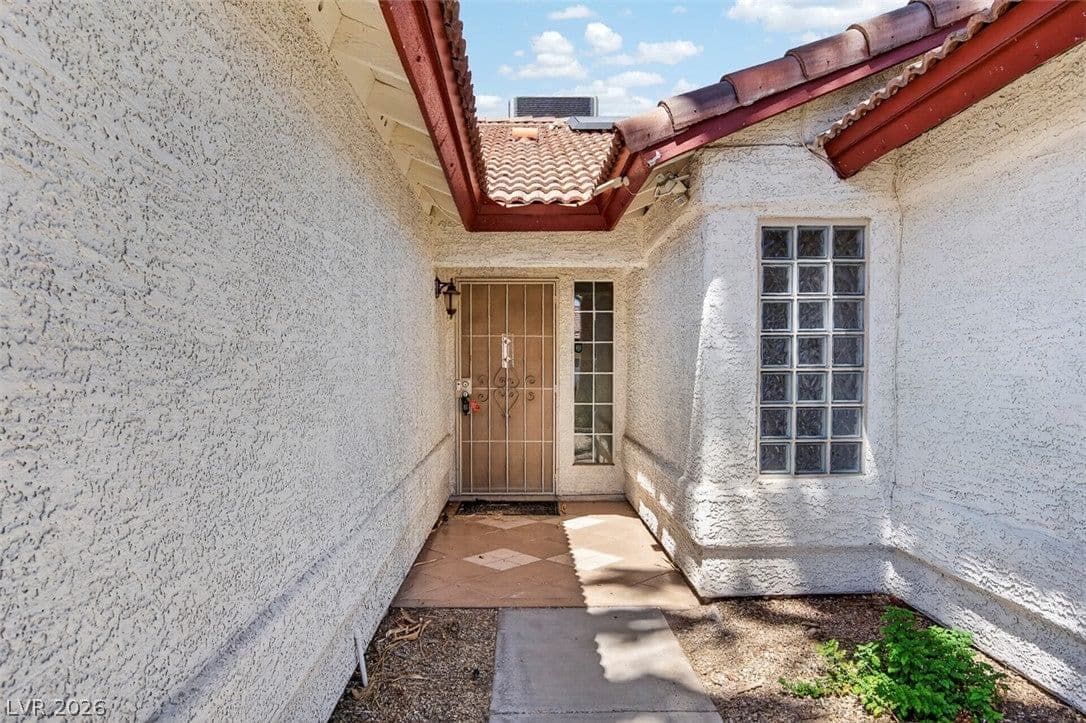 2609 Shakespeare Road photo 3