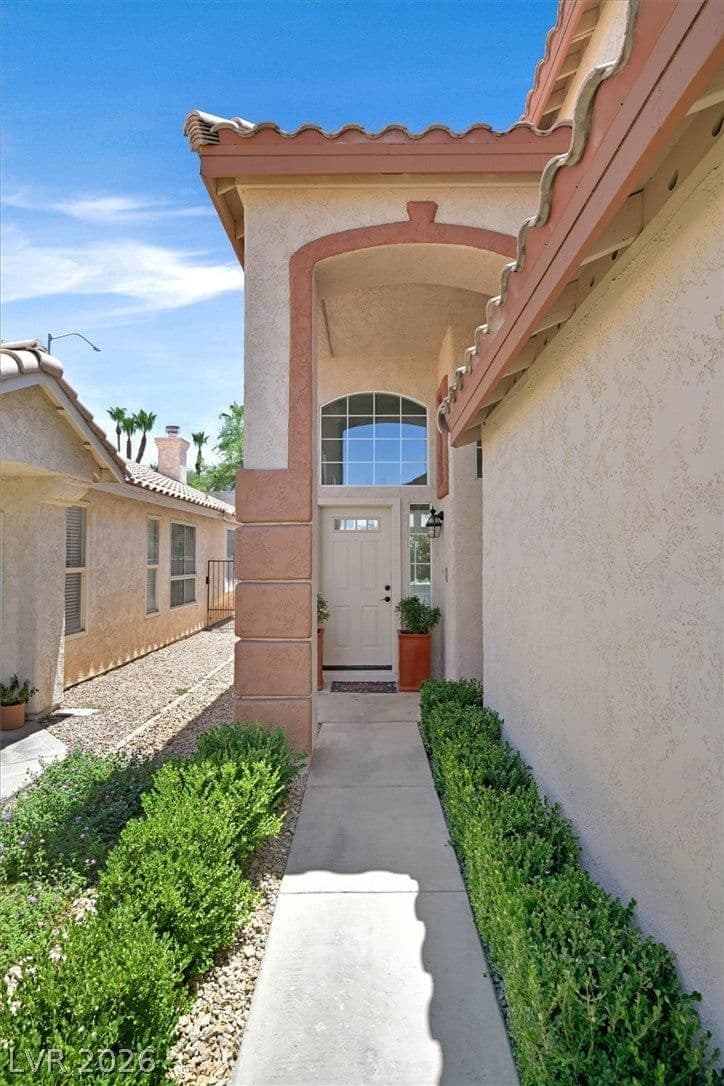 1709 Talon Avenue photo 2