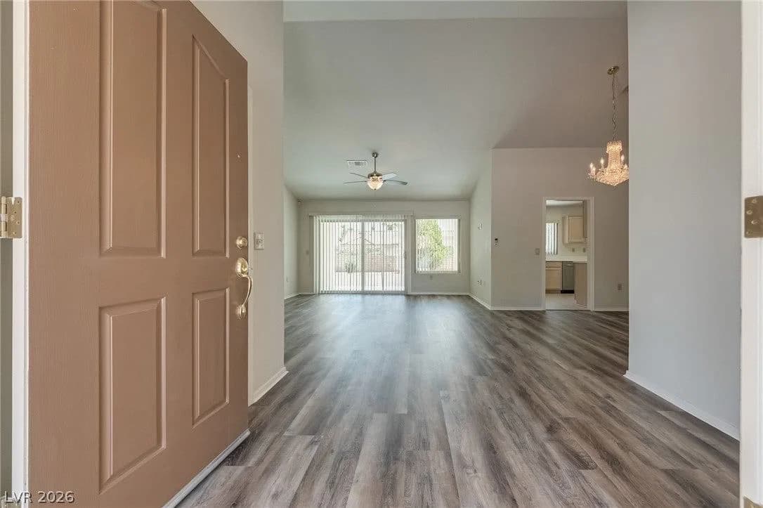 8809 Villa Ridge Drive photo 5