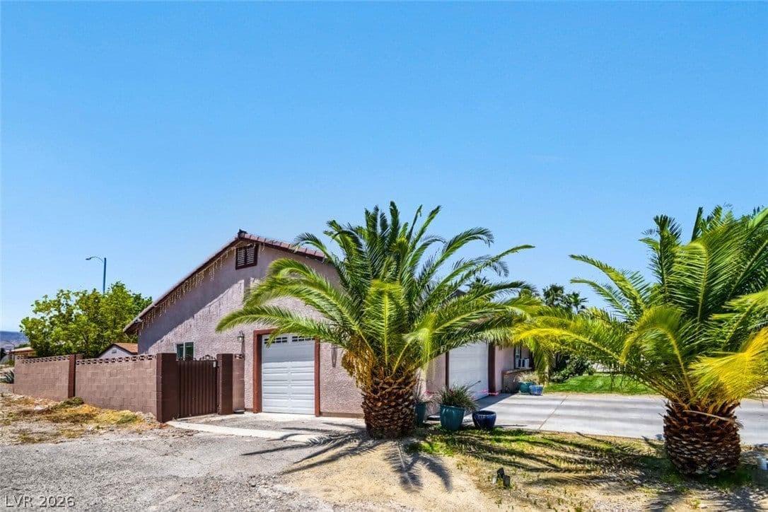 9190 Fisher Avenue photo 3