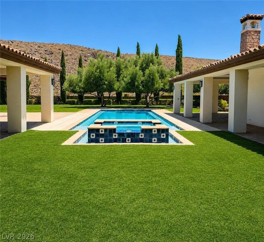 1140 Julie Road photo 2