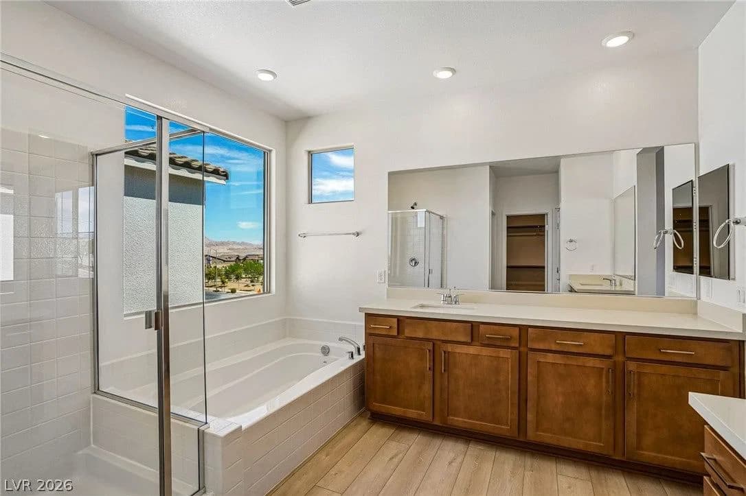 316 Cabasa Place photo 4