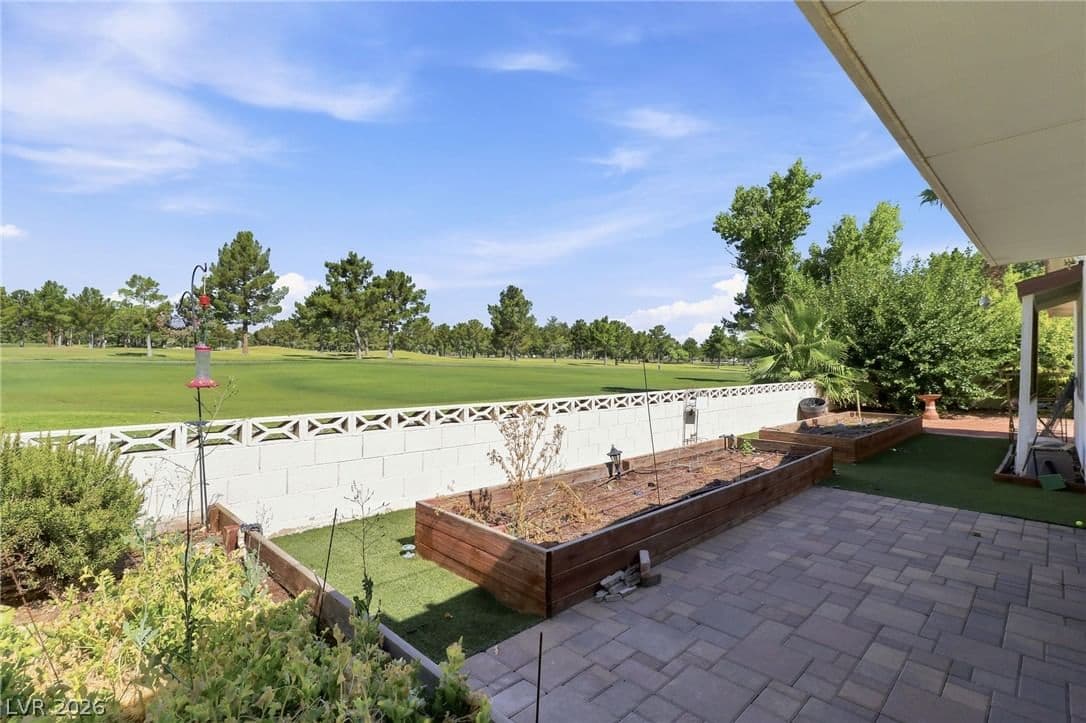 1209 Oak Tree Lane