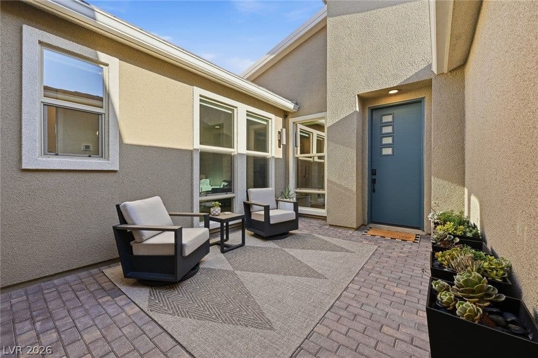 10253 Barnett Hill Court photo 4
