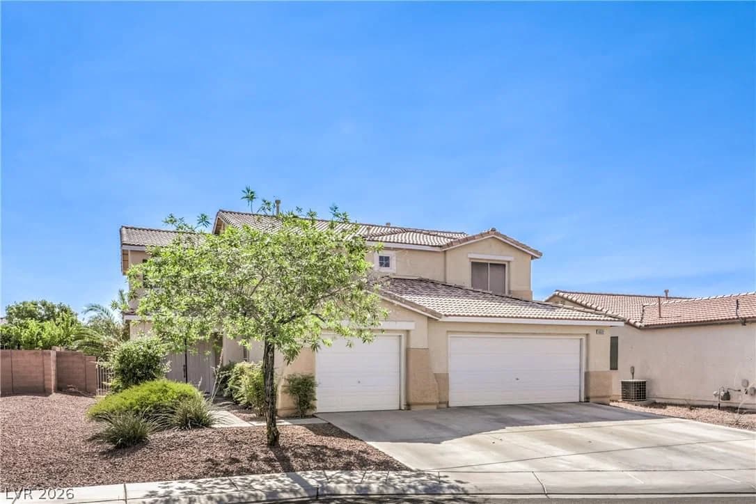6532 Giant Oak Street photo 4