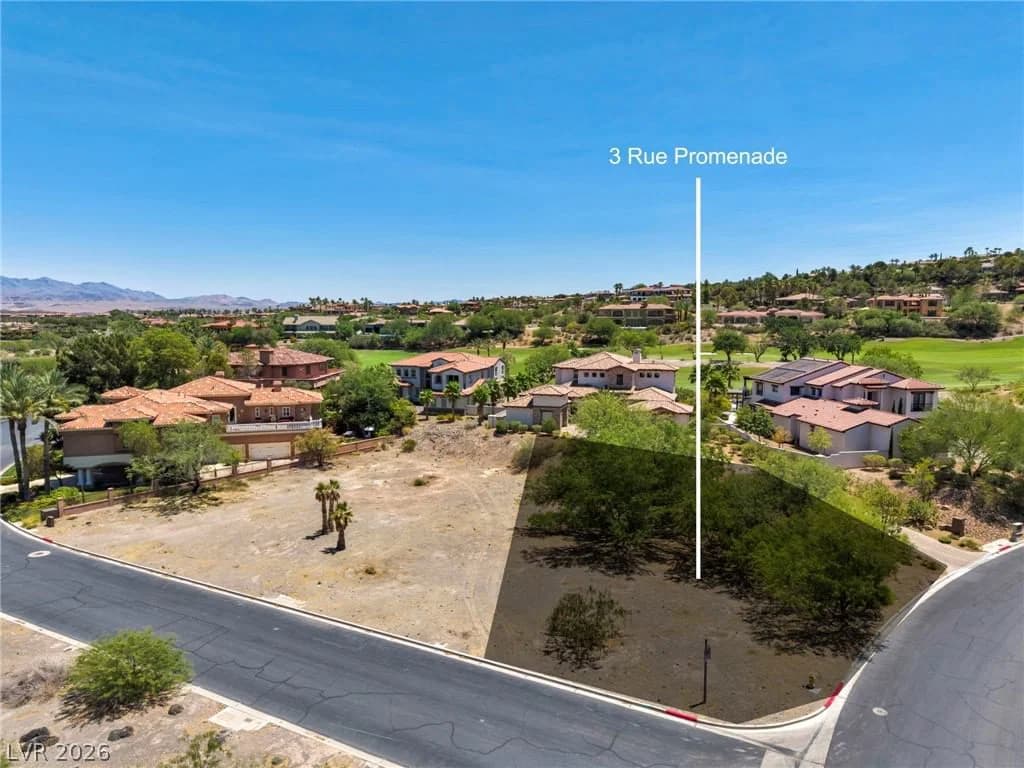 3 Rue Promenade Way photo 2