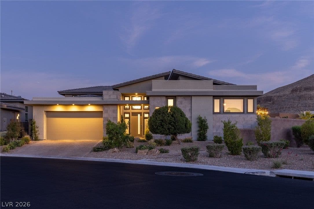 10843 White Clay Drive photo 2
