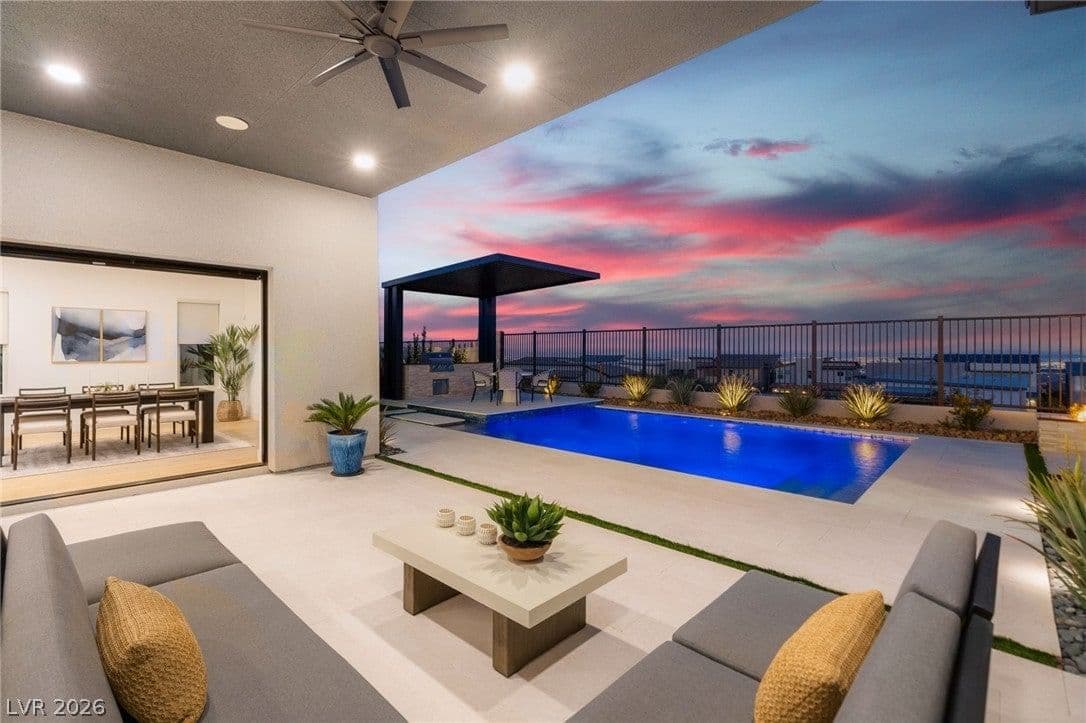 508 Vista Sunset Avenue photo 3