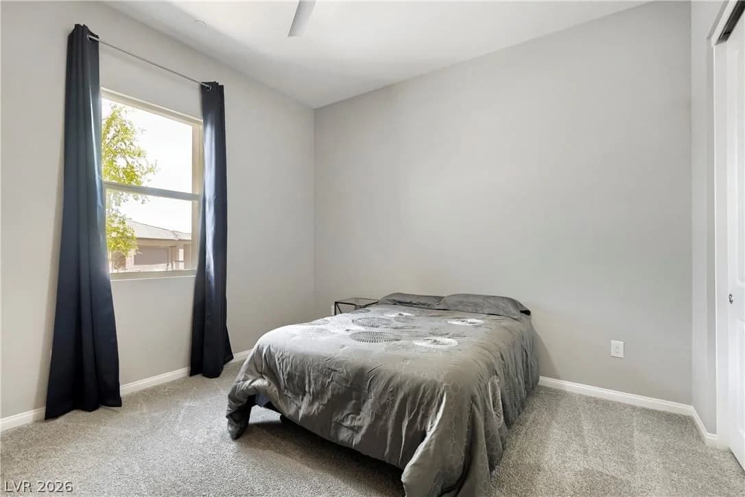 10231 Tidal Force Street photo 5