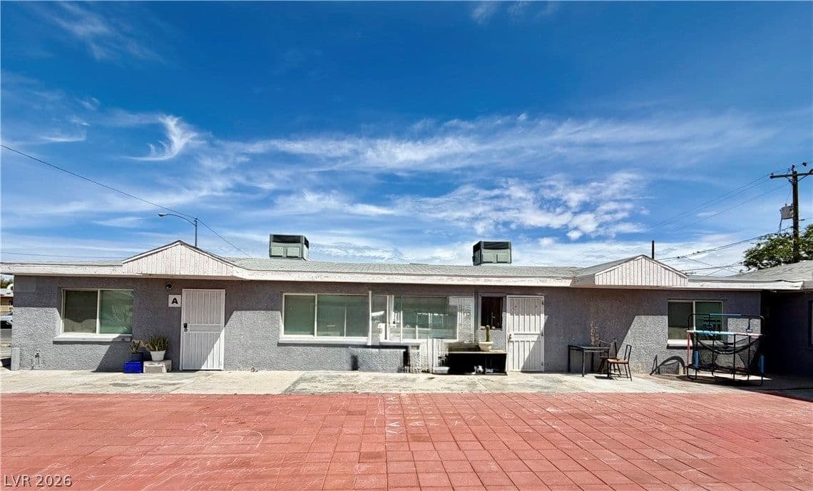 2536 Carroll Street photo 2