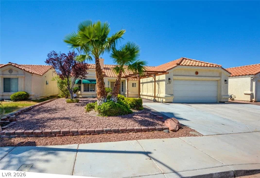 2729 Pinewood Avenue photo 3