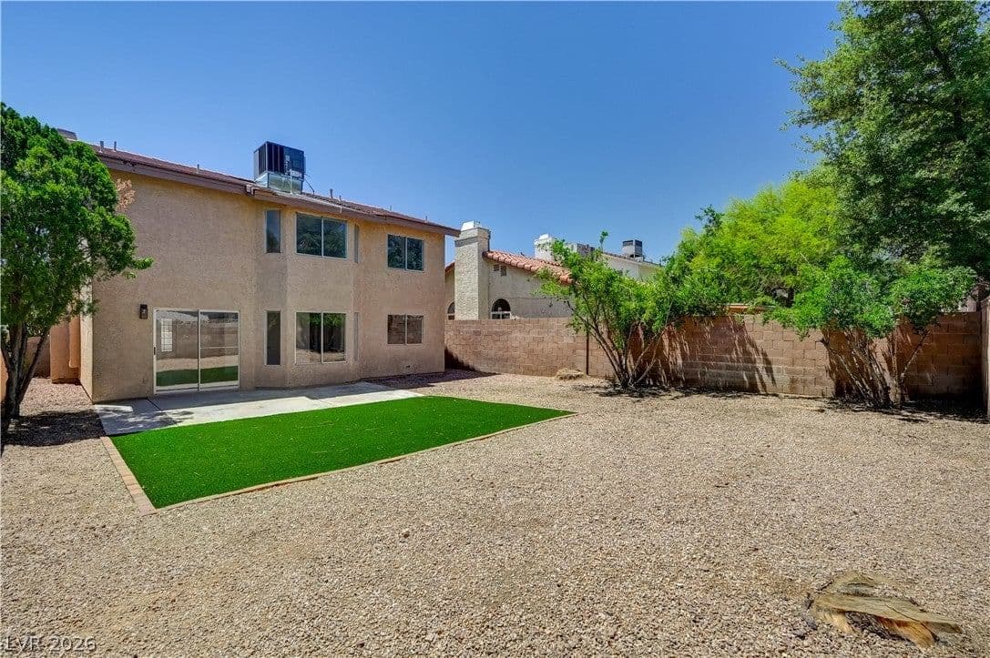 2840 Preciso Lane photo 2