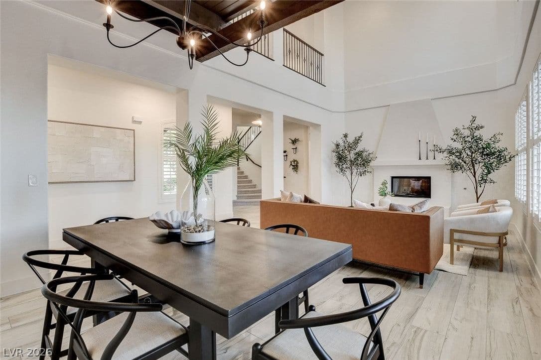 10721 BERINGER Drive photo 3