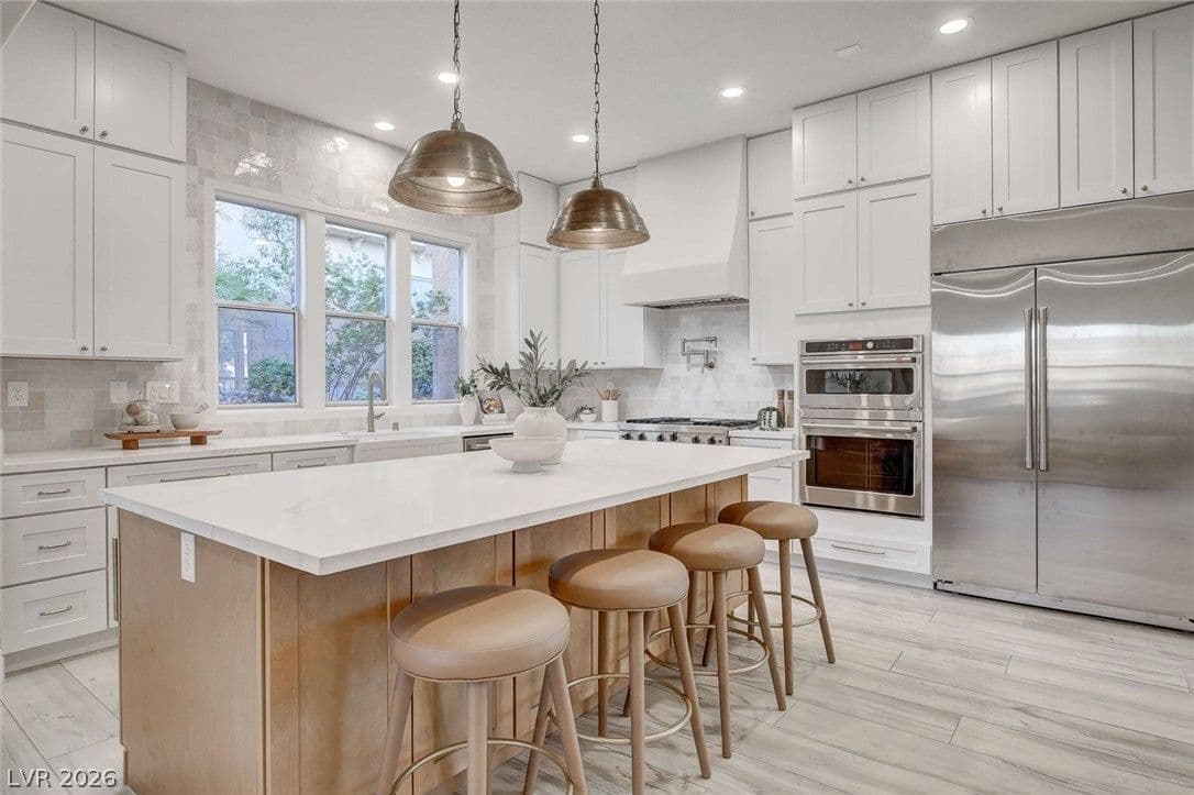 10721 BERINGER Drive photo 4