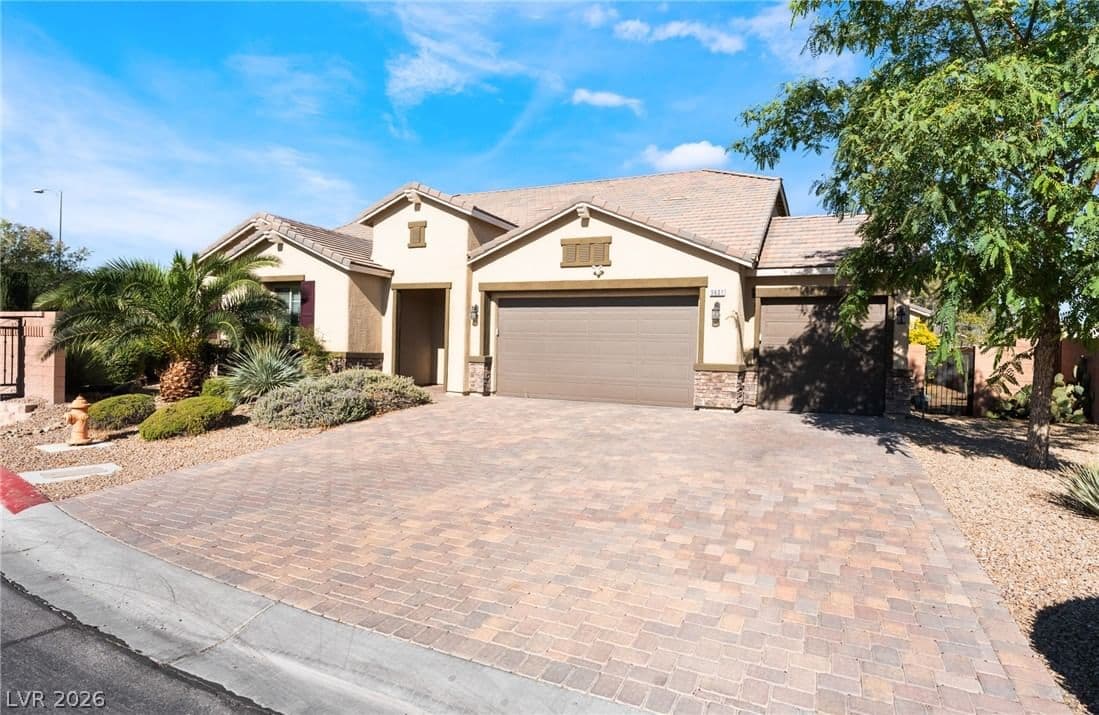 5601 Mackenzie Park Court photo 4
