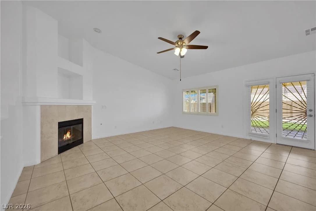 8954 Frasure Falls Avenue photo 5