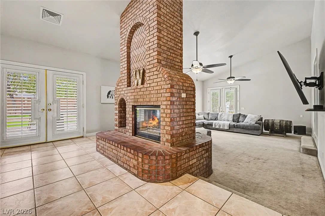 621 Lomprey Avenue photo 4