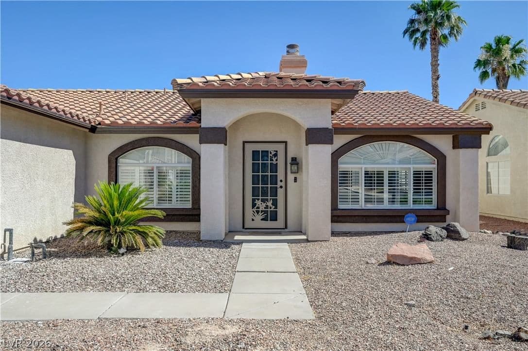 2583 Hummingbird Hill Avenue photo 2