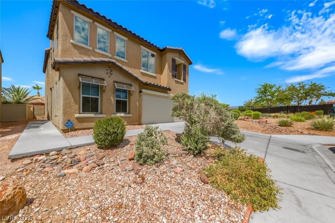 2704 Kona Crest Avenue photo 2
