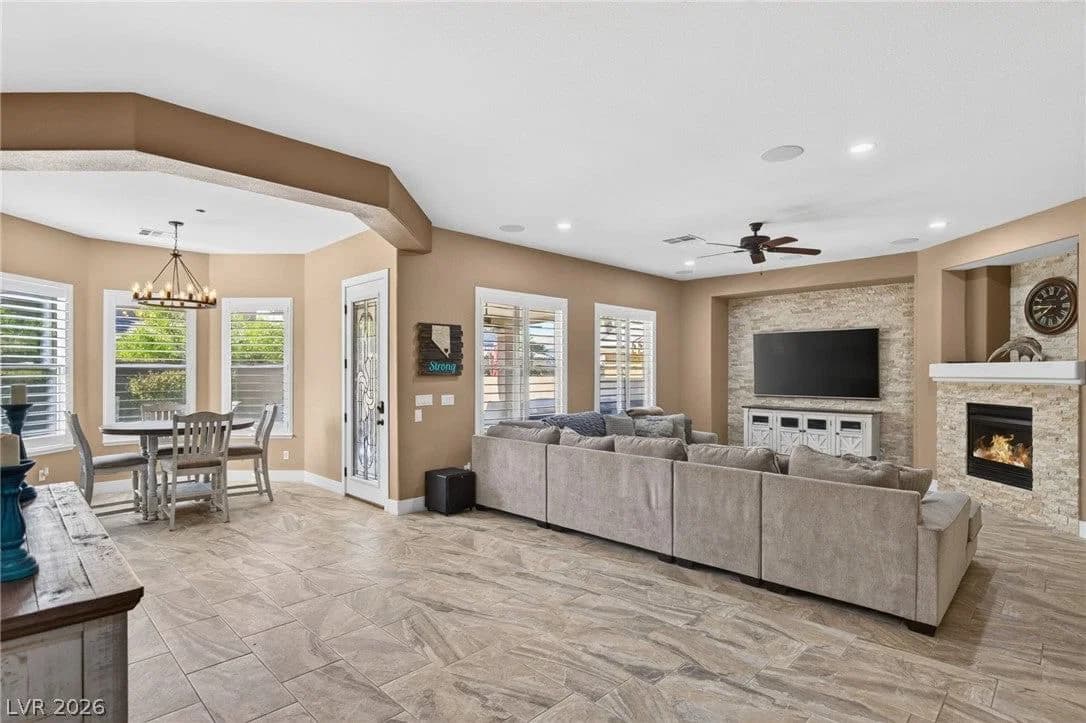 5664 Heather Breeze Court photo 2