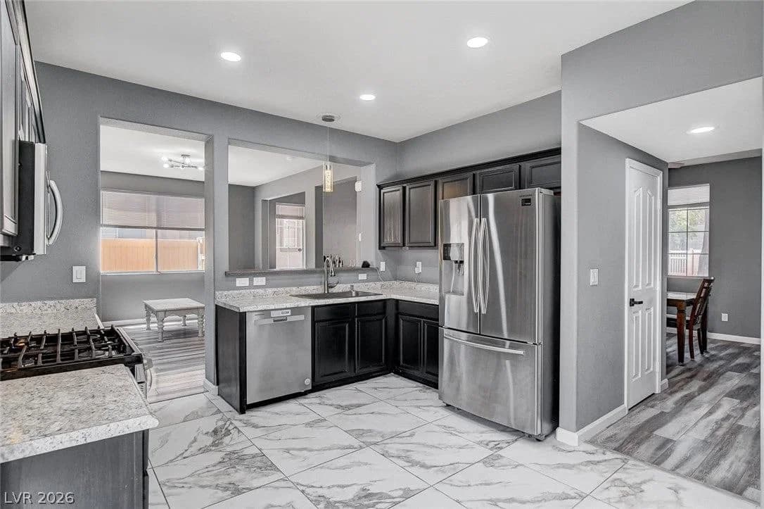 6861 Sweet Pecan Street photo 2