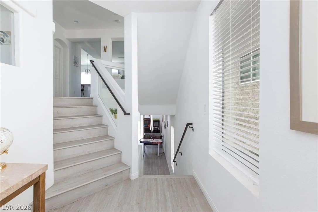 7665 Sandhaven Street photo 5