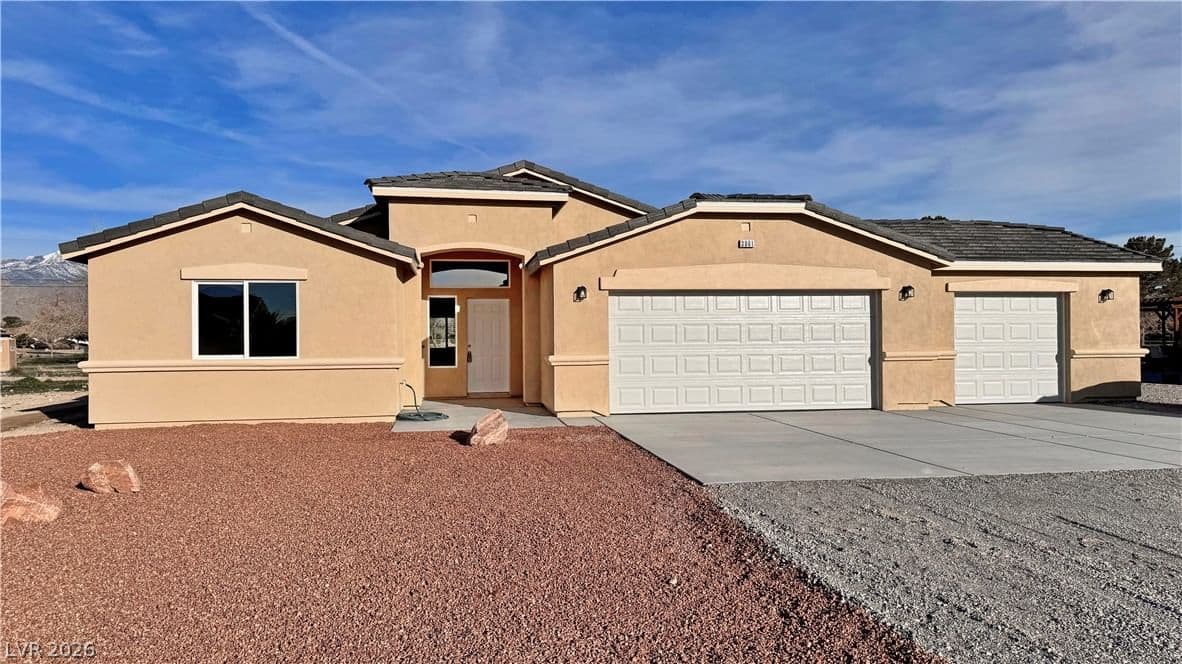 3001 Spy Glass Avenue photo 2