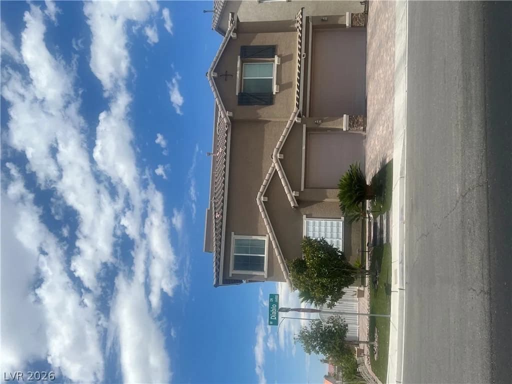 6490 Diablo Drive photo 2