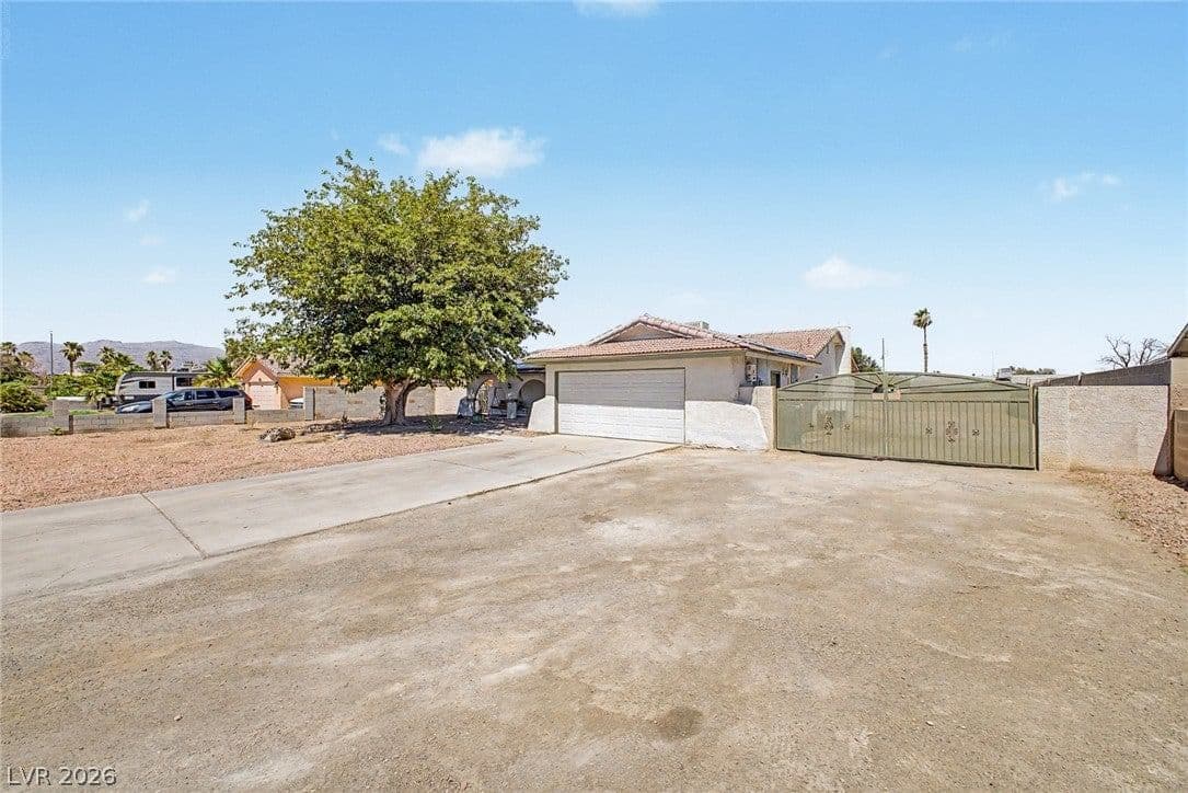 4309 Lake Tahoe Street photo 3