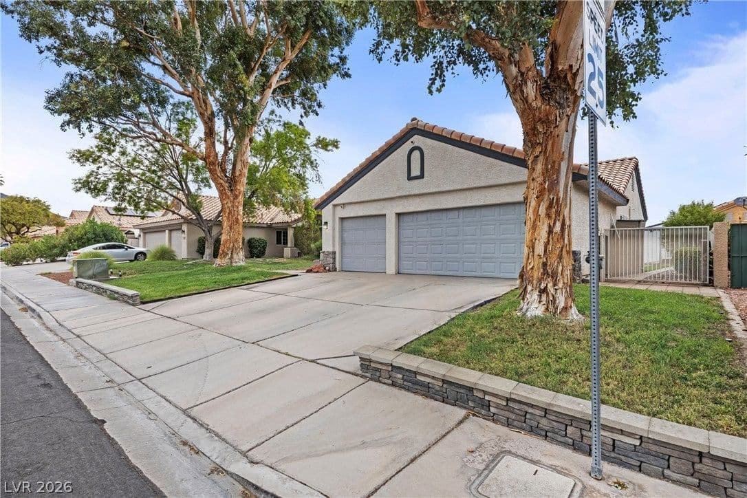 217 Red Coral Drive photo 2