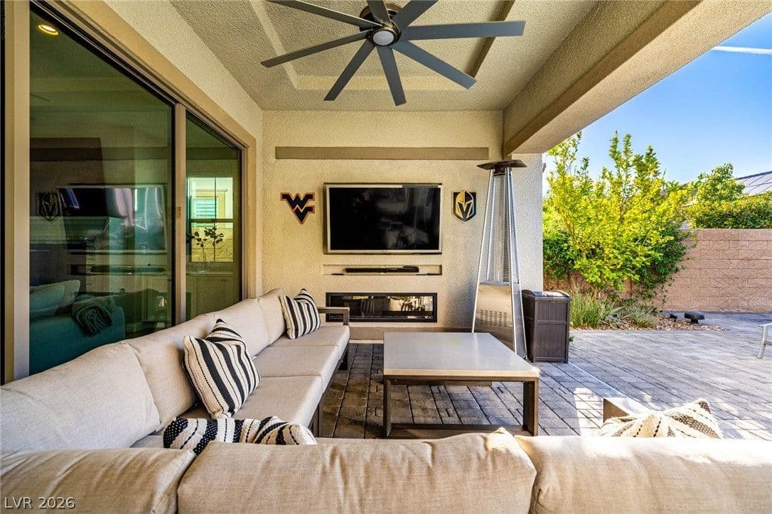 4104 San Capri Way photo 5