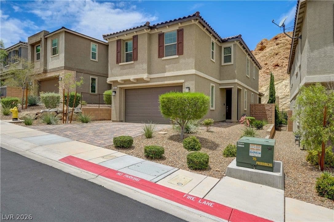81 Moon Hill Drive photo 3