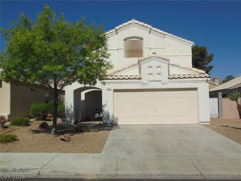1521 Astronomy Circle photo 2