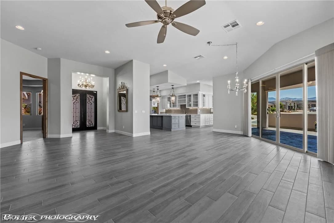 155 Seven Palms Way photo 4